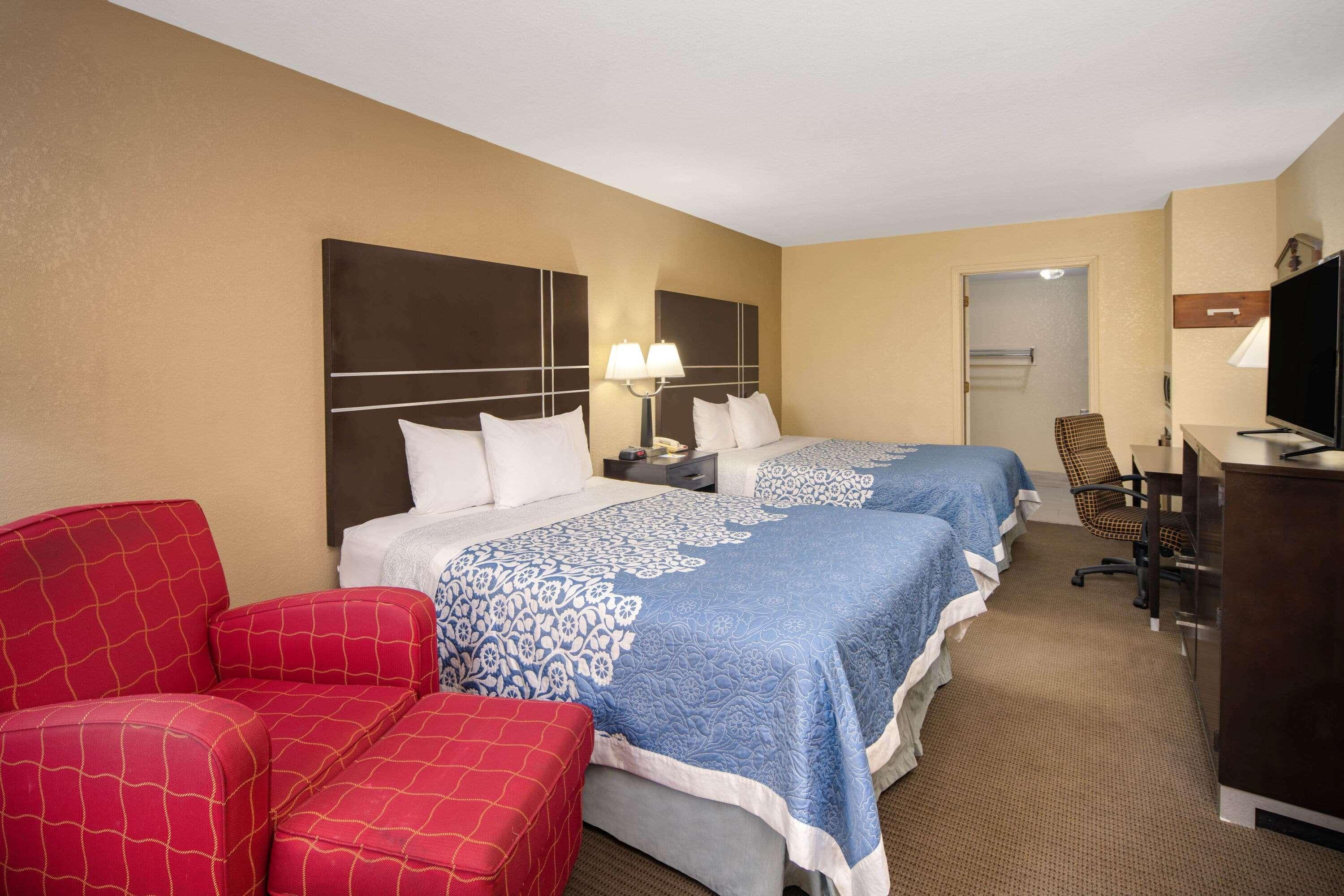 Days Inn By Wyndham Thomaston Eksteriør billede