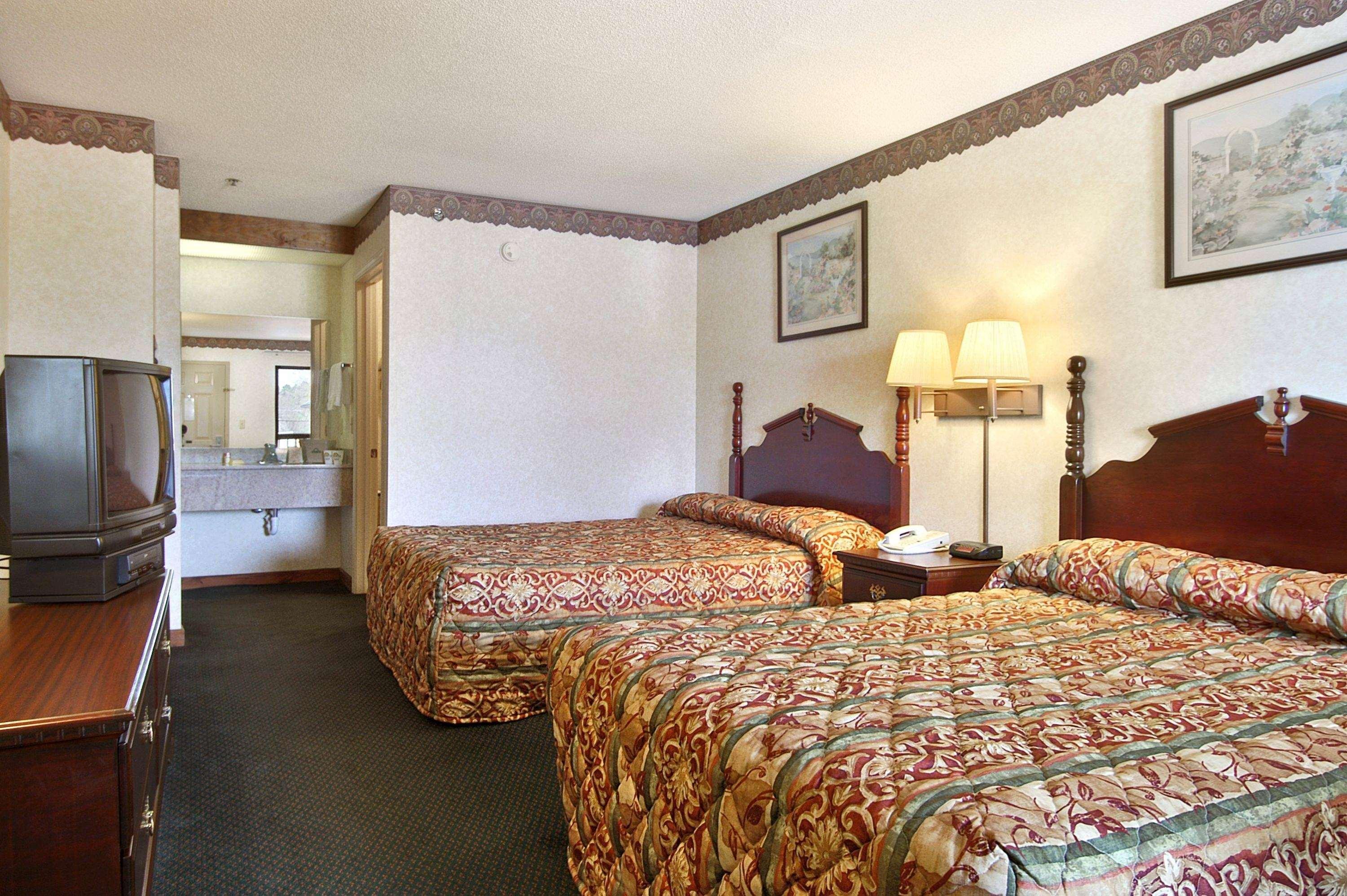 Days Inn By Wyndham Thomaston Eksteriør billede