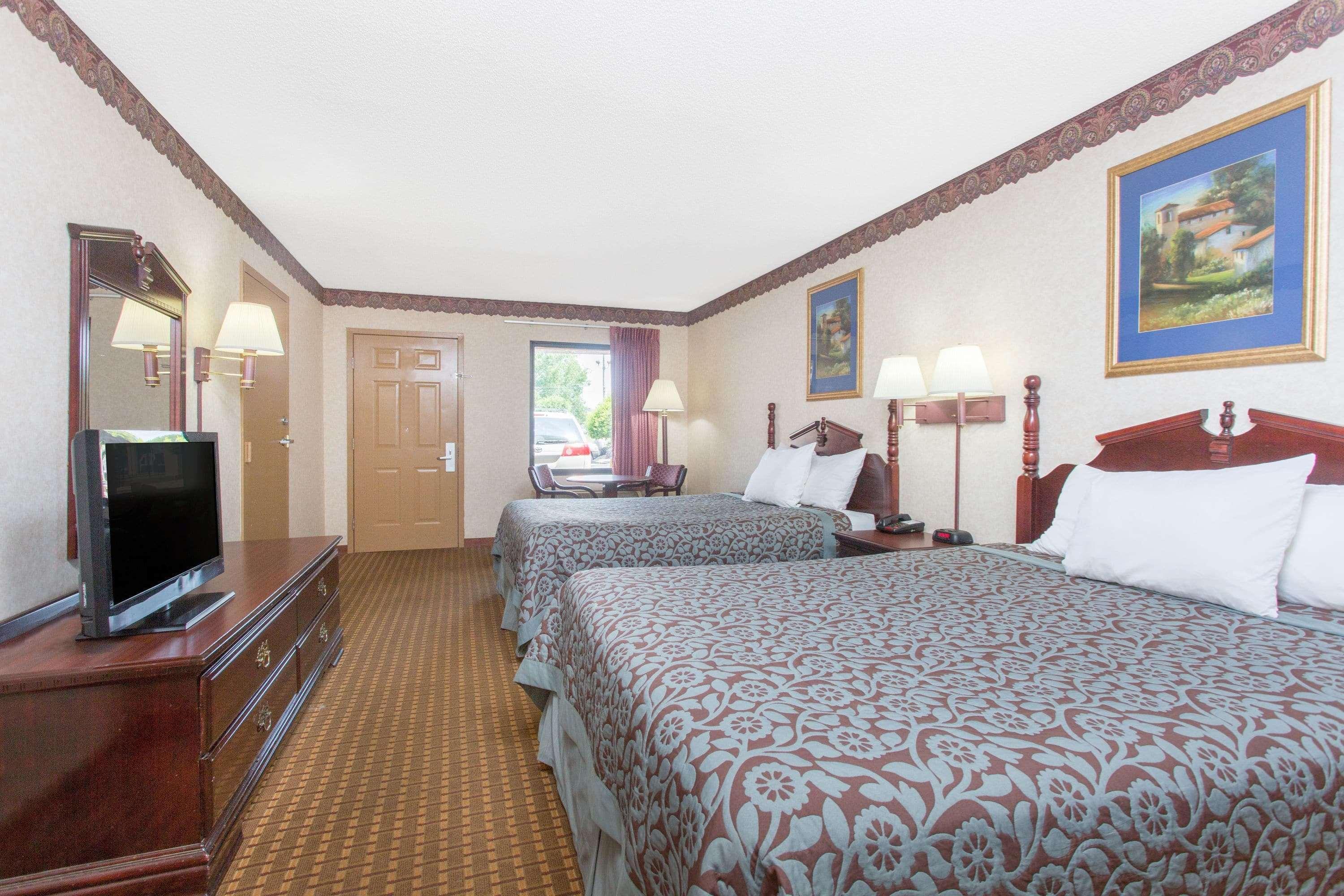 Days Inn By Wyndham Thomaston Eksteriør billede